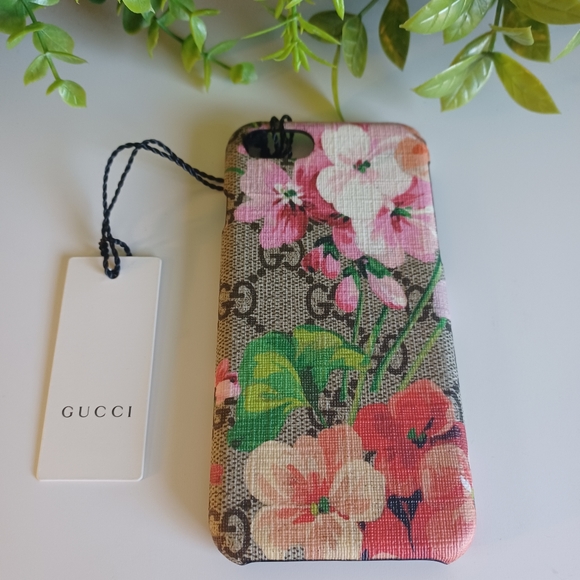 Gucci Blooms GG iPhone Case - Picture 1 of 11